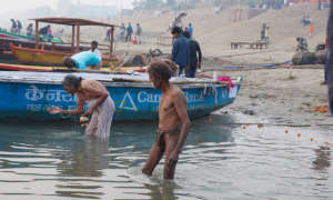 Walking into Ganges